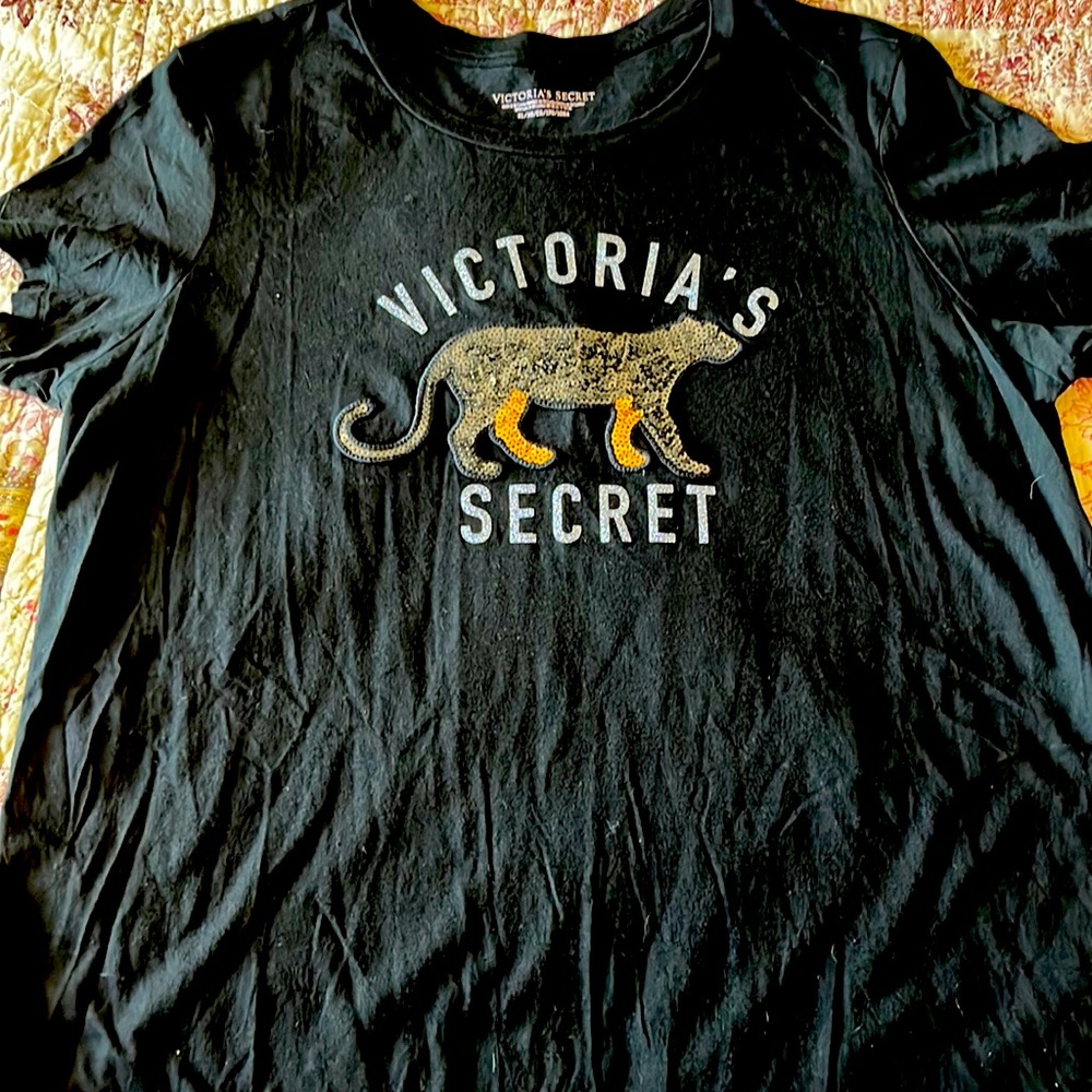 Victoria Secret  T-shirt